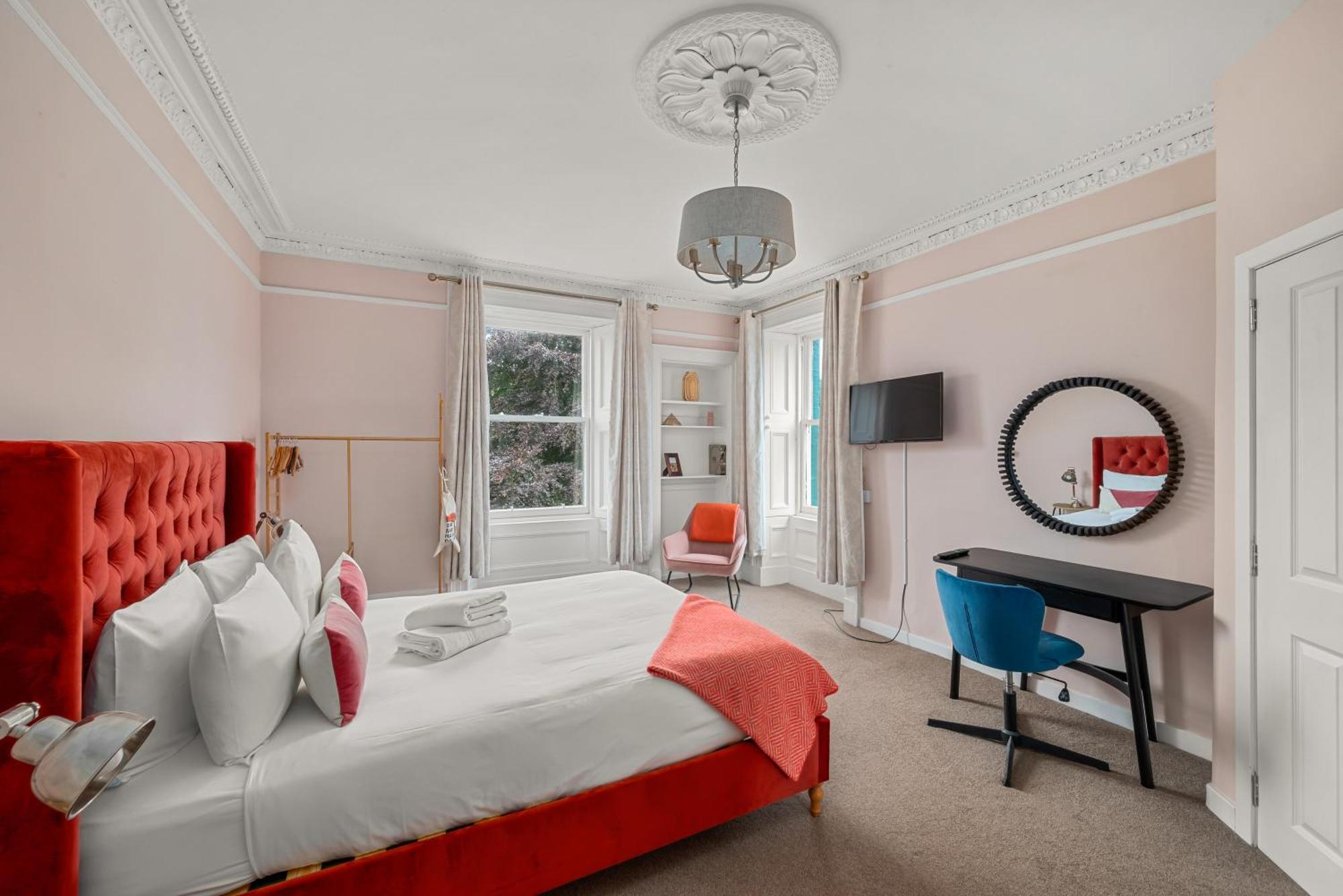 Rosebank House - 12 Guests, 6 Ensuite Bedrooms, Ev Point, Games Rooms, Wood Burner, Pet Friendly! Blairgowrie and Rattray Экстерьер фото